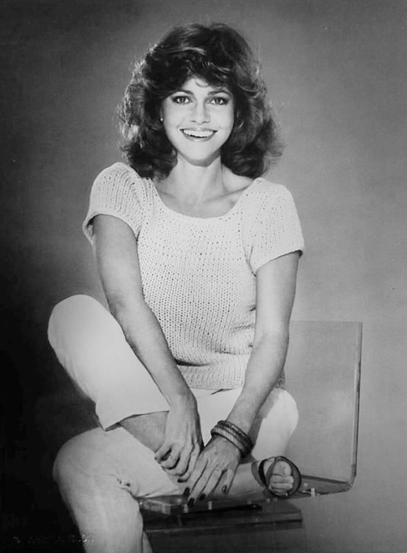 Sally_Field_b47