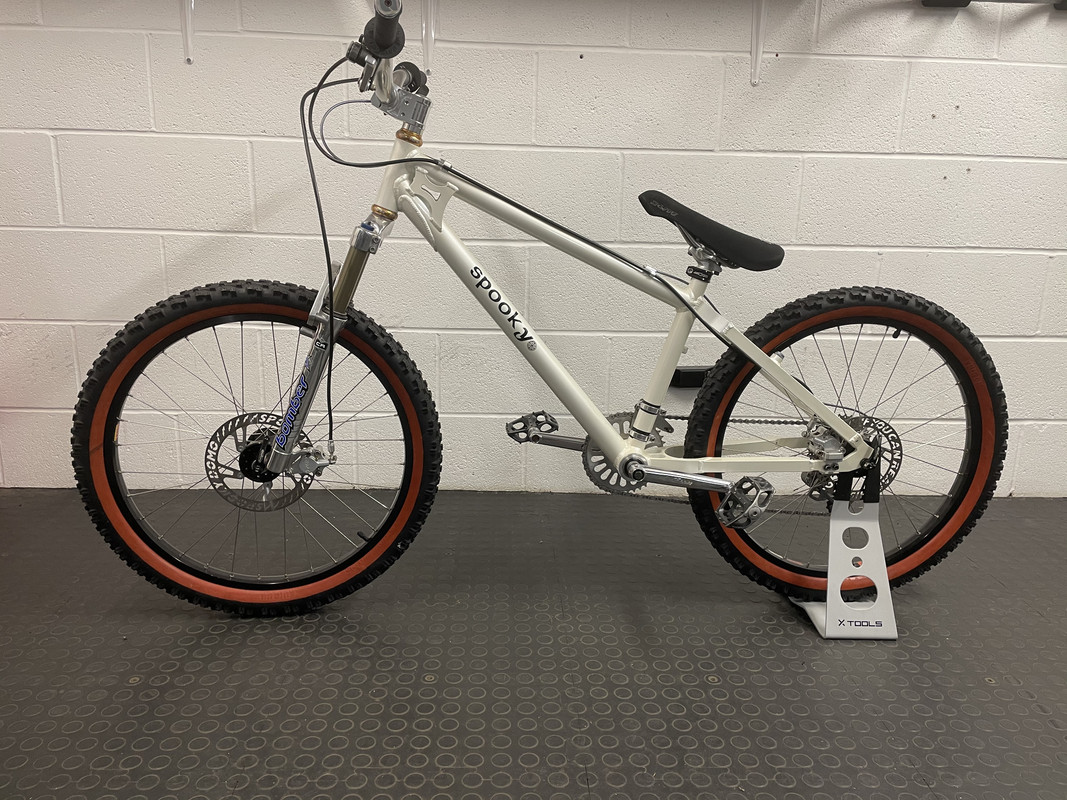 B6E7E3C6-99AD-4A5D-BA08-4DB7D97ACB83