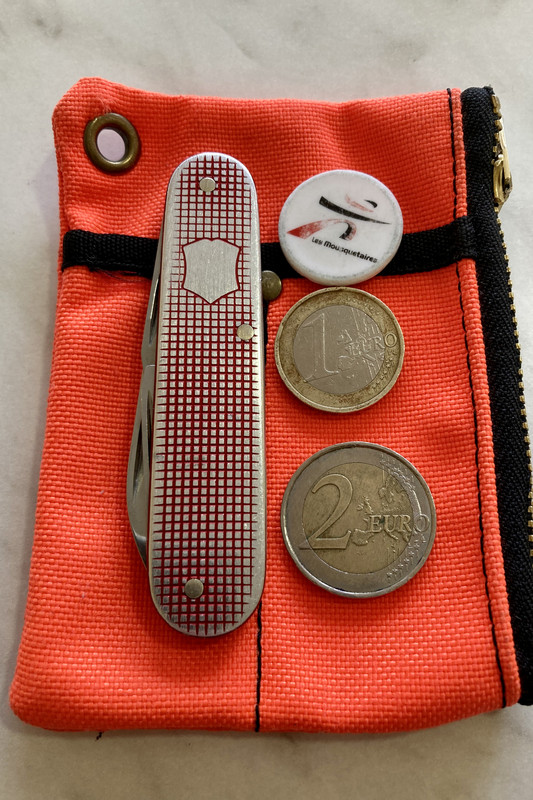 09071326-75A4-45C1-91D0-31AA554A5109