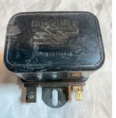 regulateur externe ducelier