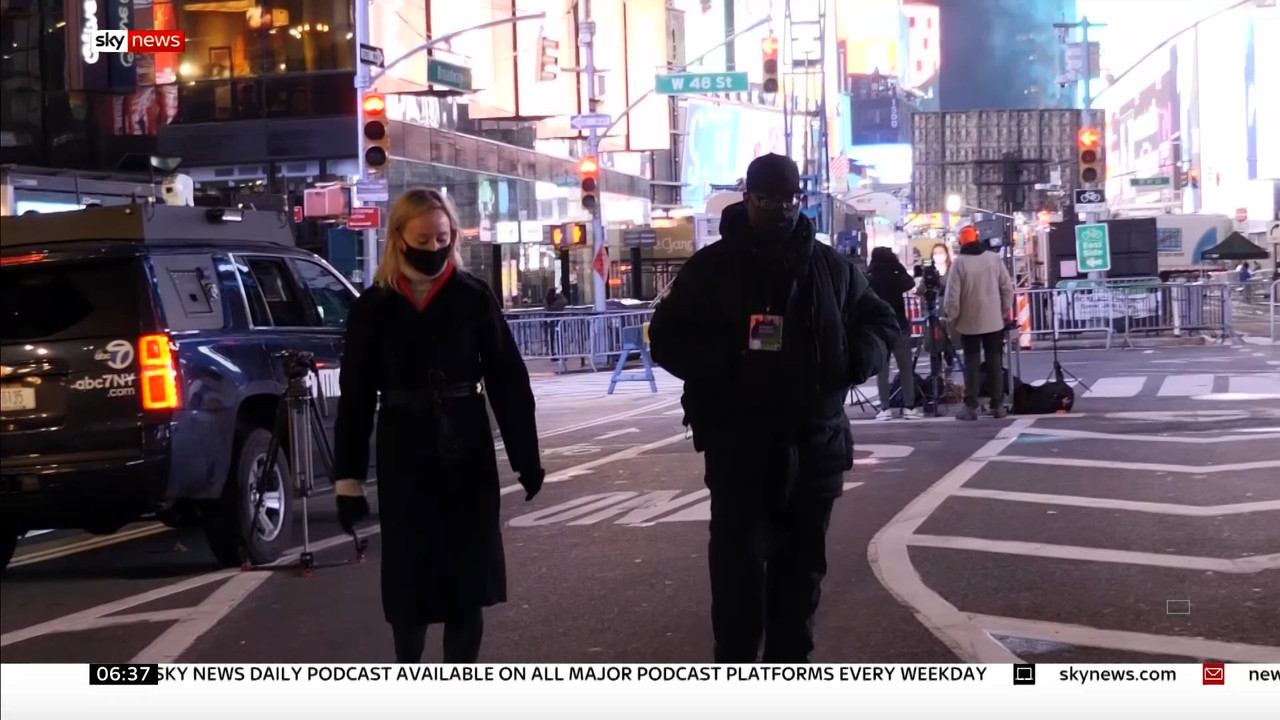 01.01 - 06.00.00 - Sky News @ Breakfast. Latest news headlines, compr..._001.ts_snapshot_03.19.486