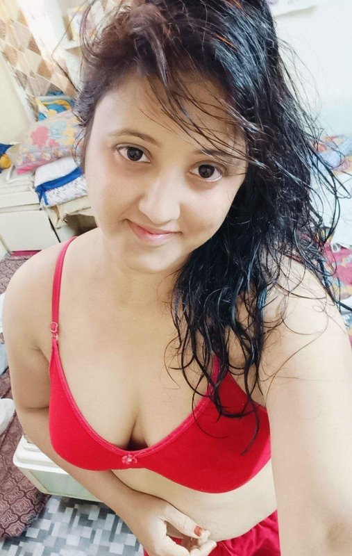 4Set Beautiful Sexy GF Show Hot Boobs Sexy Shaved Pussy Masterbation With Bananna Videos+Pics 8 IMG-3.jpg