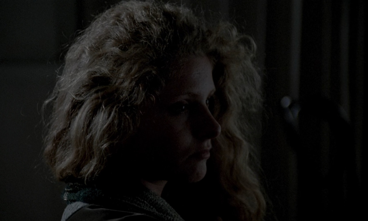 Nostalgia (1983).mkv_snapshot_00.15.42_[2018.03.24_13.15.18]