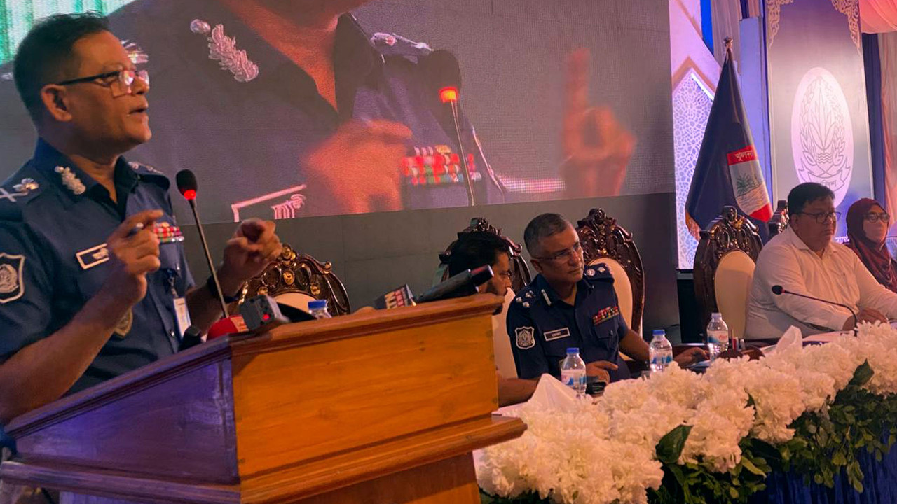 মাদক সংশ্লিষ্টতায় ২৭ পুলিশ সদস্য কারাগারে, ‘আগে ঘর পরিষ্কার হোক’