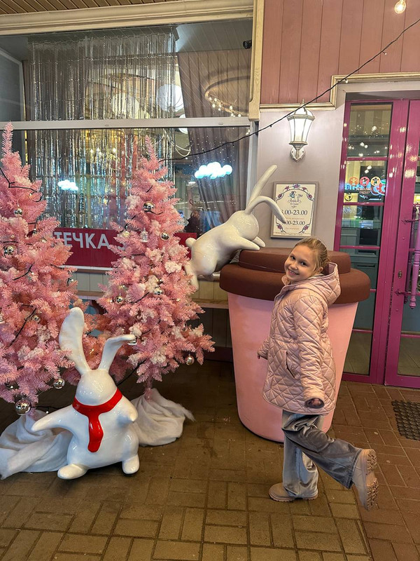 декор зоны входа кафе