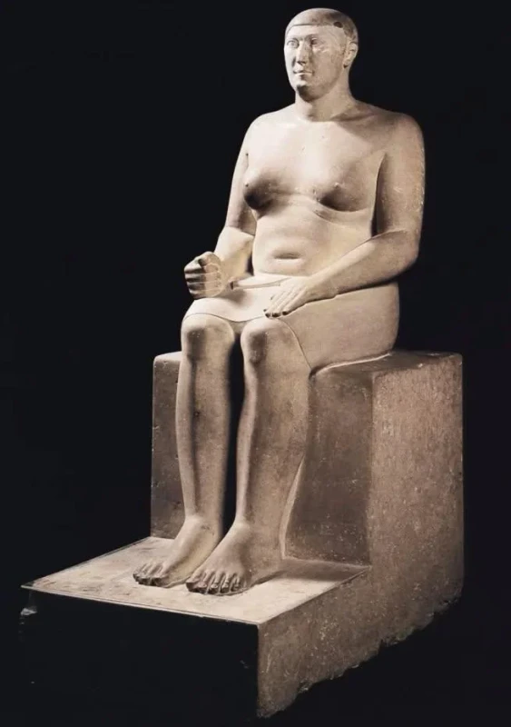 seated limestone statue of prince hemiunu with restored v0 dtzpr4dgbtrg1