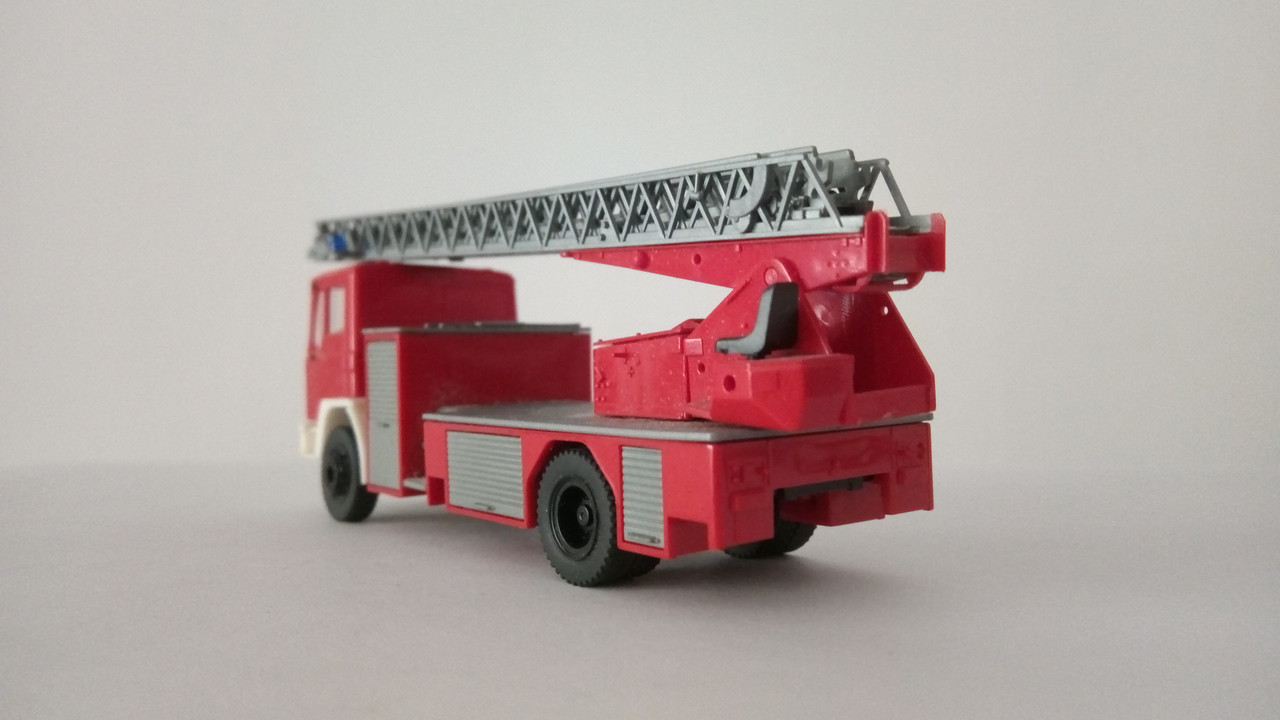 Macht (7556)
