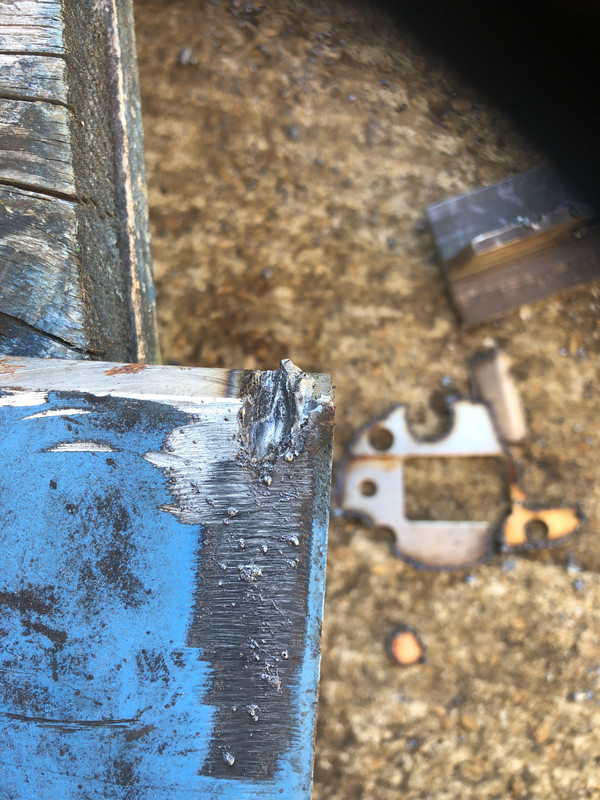 AABA795A-0F5A-4BD1-A583-5801FAA1DCB2