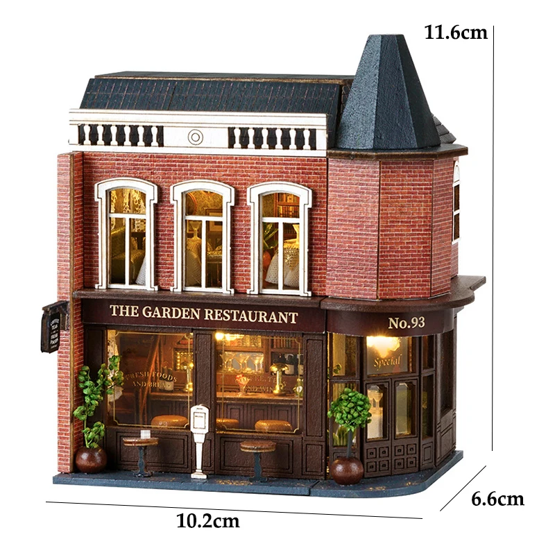 Pretend Play Dollhouse