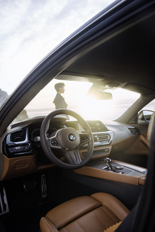 P90505541_highRes_bmw-concept-touring-