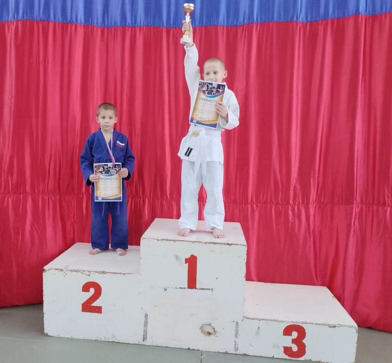 Бороться г. Петрушевский восстание уота тайлера. Результаты борьбы городов с сеньорами. Борьба городов против сеньоров. Борьба городов с феодалами.