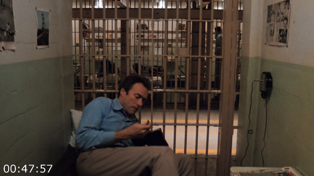 [Kép: Escape-From-Alcatraz-1979-REMASTERED-108...BONE-F.png]