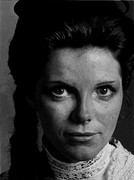 samantha-eggar-c23