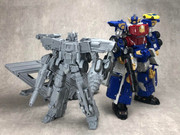 Fans-Hobby-MB-18-Energon-Optimus-Prime-Combined-Mode-10