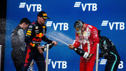 [Imagen: Verstappen-Sainz-GP-Russland-2021-Sotsch...835625.jpg]