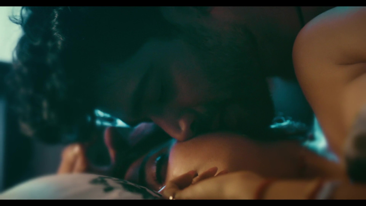 vlcsnap-2025-04-16-23h10m47s392