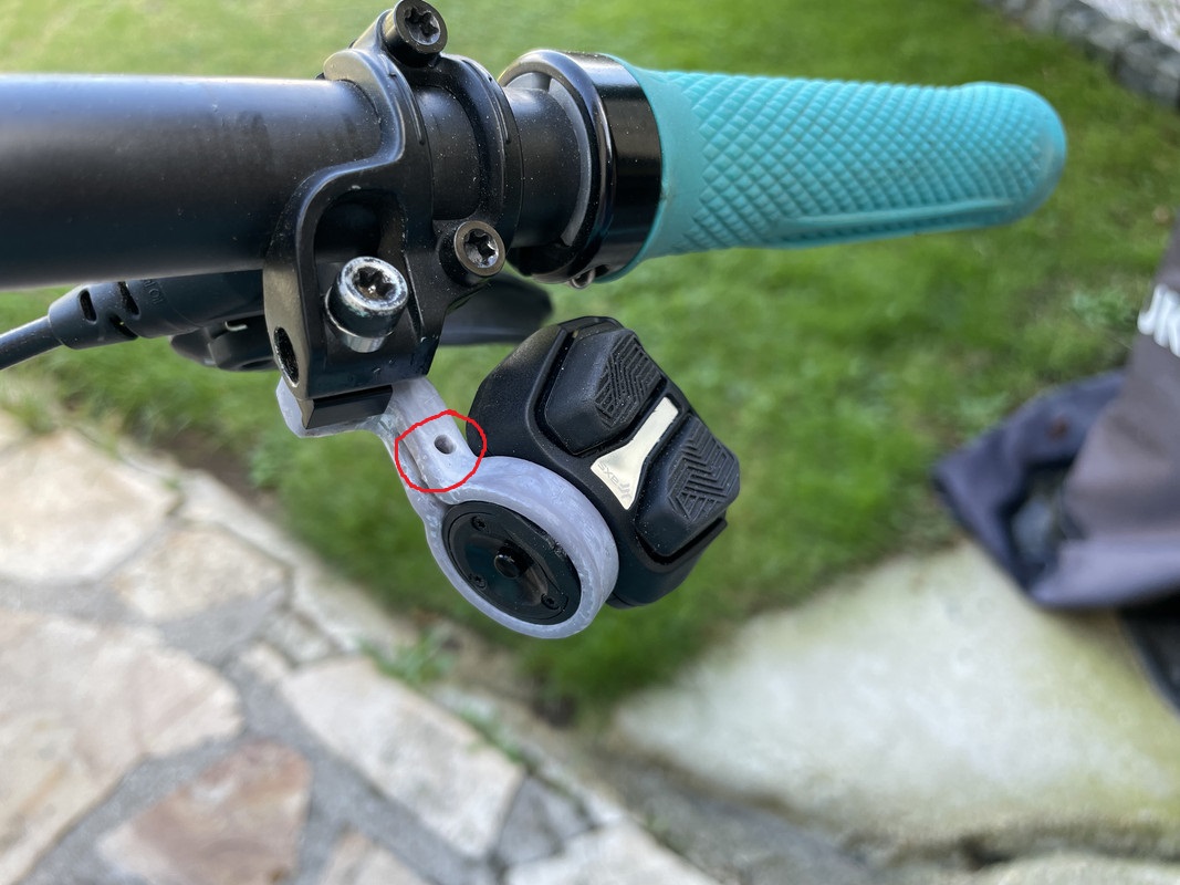 Il nuovo comando Sram AXS Pod Rocker è finalmente disponibile