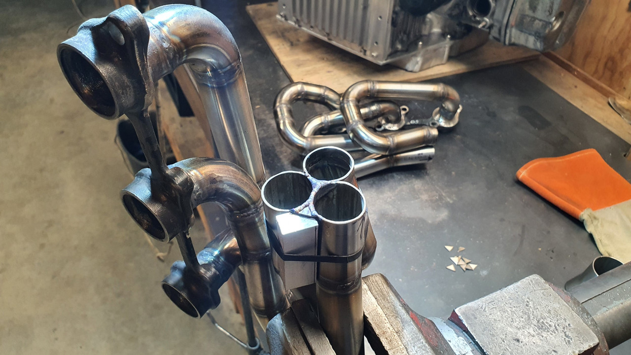 20230419_190142 (Custom)