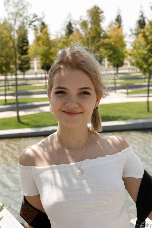 full_053_1421291617438026