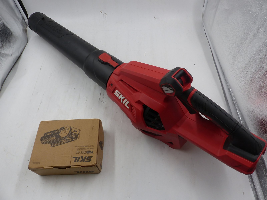 SKIL PWRCORE 40 LEAF BLOWER AND BATTERY BL4713-00