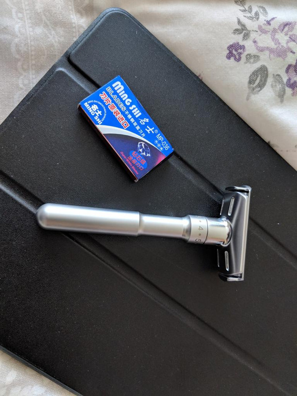 2126F57E-69A3-4CFA-9B7D-55EE2CED3265