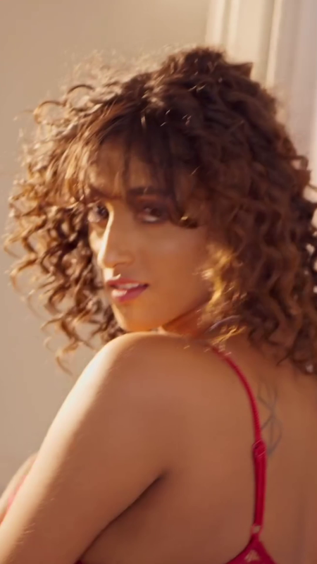 vlcsnap 2026 03 15 03h55m18s750