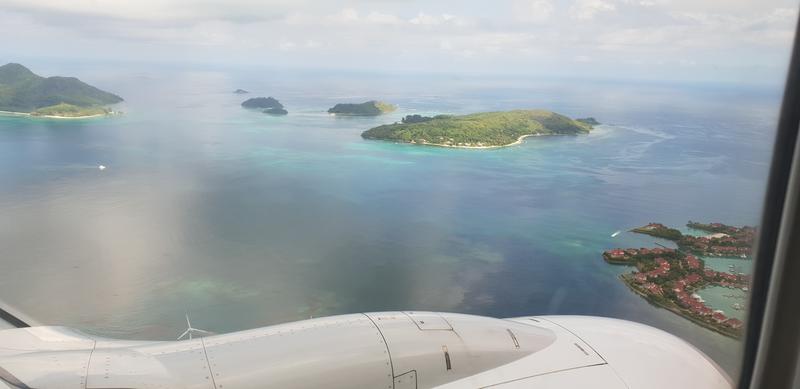 Seychelles-2ª parte de nuestra luna de miel. Se puede pedir más? - Blogs de Seychelles - DÍA 1 Y 2: JOHANNESBURGO – MAHE - PRASLIN (8)