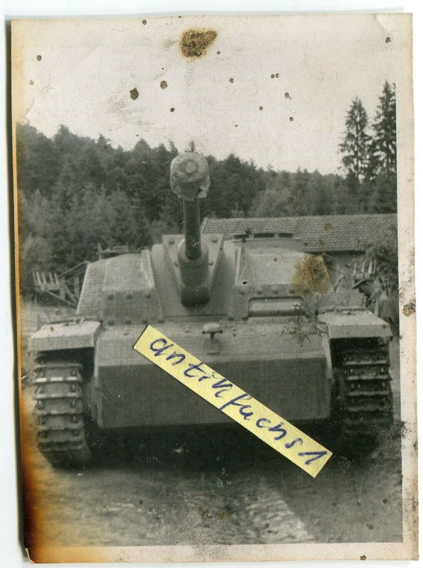 Panzer-Sturmgeschütz der Transportgruppe-Speer in Saloniki 1942