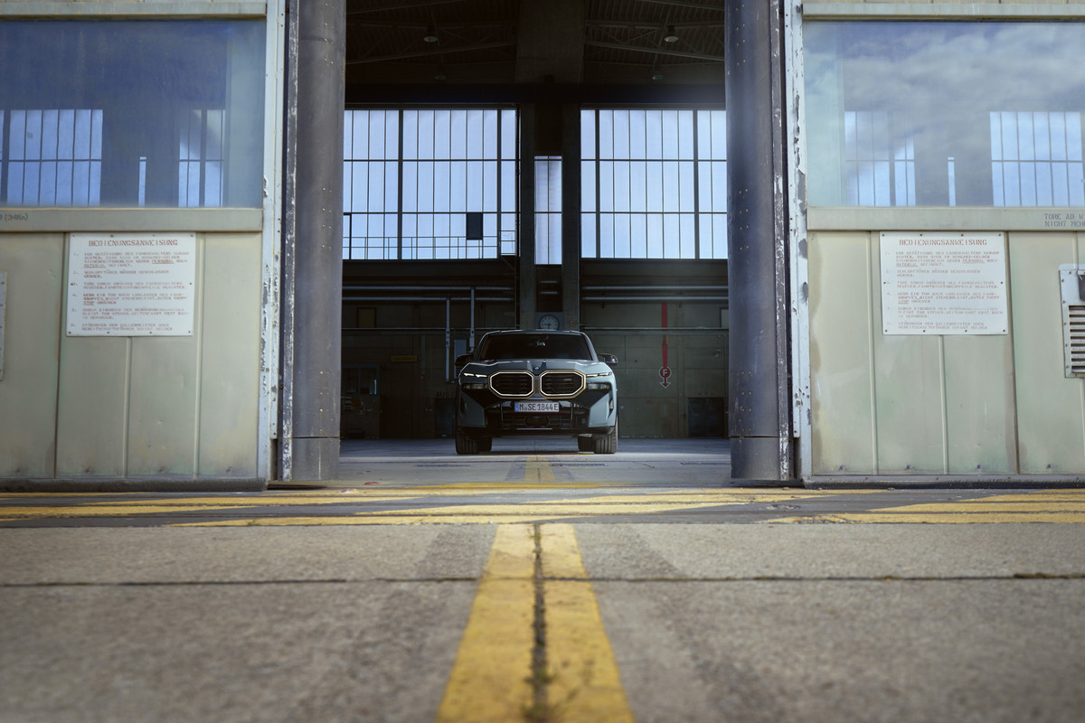 P90478623_highRes_the-first-ever-bmw-x
