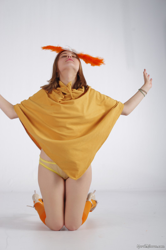 MarvelCharm_Nicolette-Foxy-033