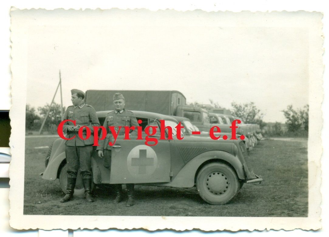 FOTO - FAHRZEUG - KÜBELWAGEN - KOLONNE - ROT-KRE