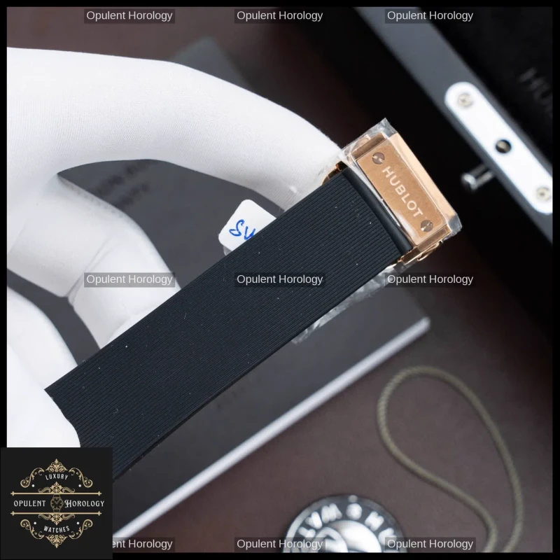 Hublot Classic Fusion King Gold Black Dial Automatic SW300 42mm Rubber Strap