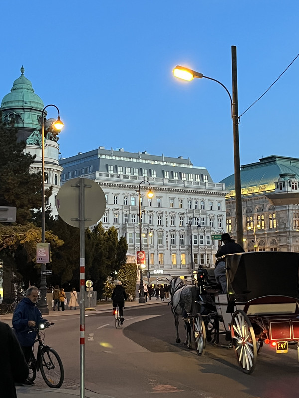 A01C8644-B14F-42A2-81D2-F6AFFE575B48