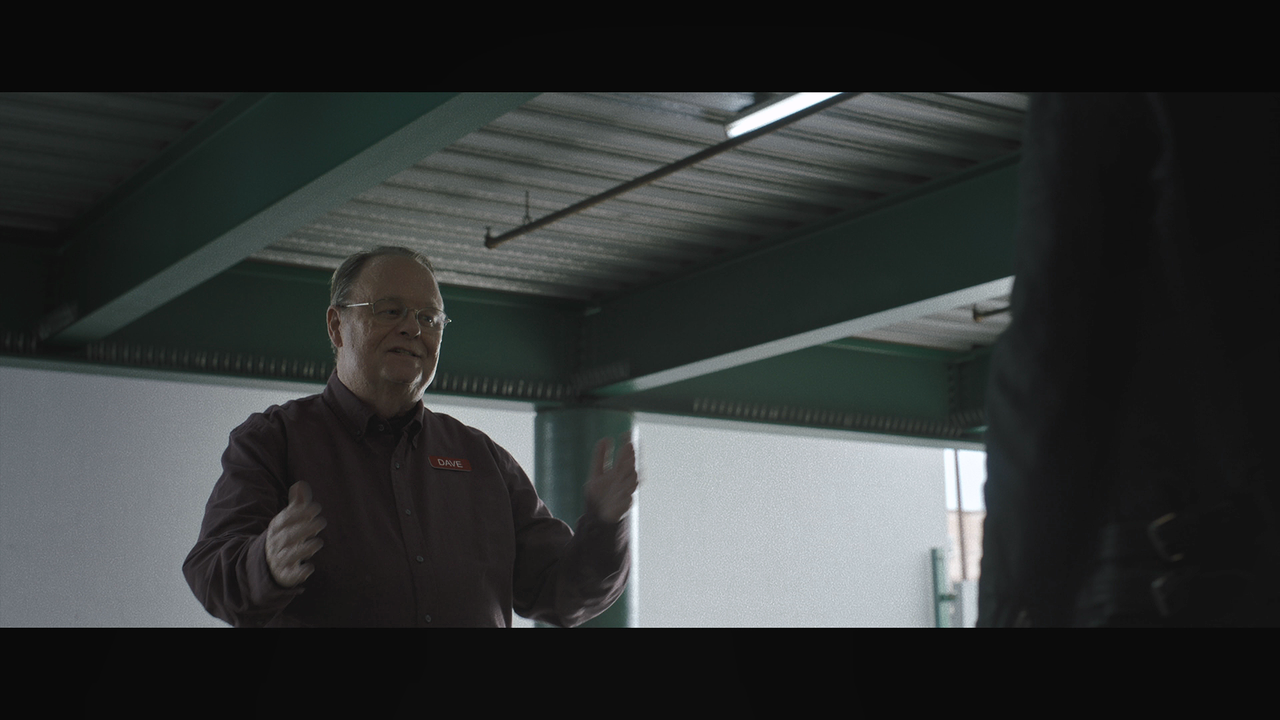 Yellowjackets.S01E01.Pilot.1080p.Blu-ray.Remux.AVC.DTS-HD.MA.5.1-SiCFoI.mkv_20240908_131258.445