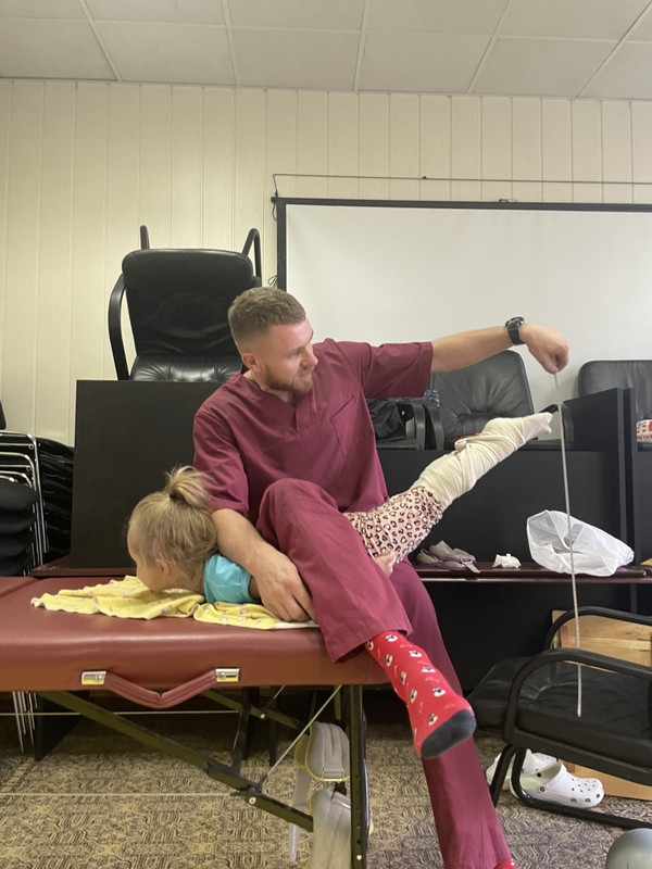 FB7972F3-E5AA-40AA-904C-331AACACA71B