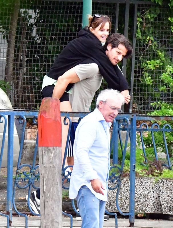 emmawatson-photogallery.blogspot.com (7)