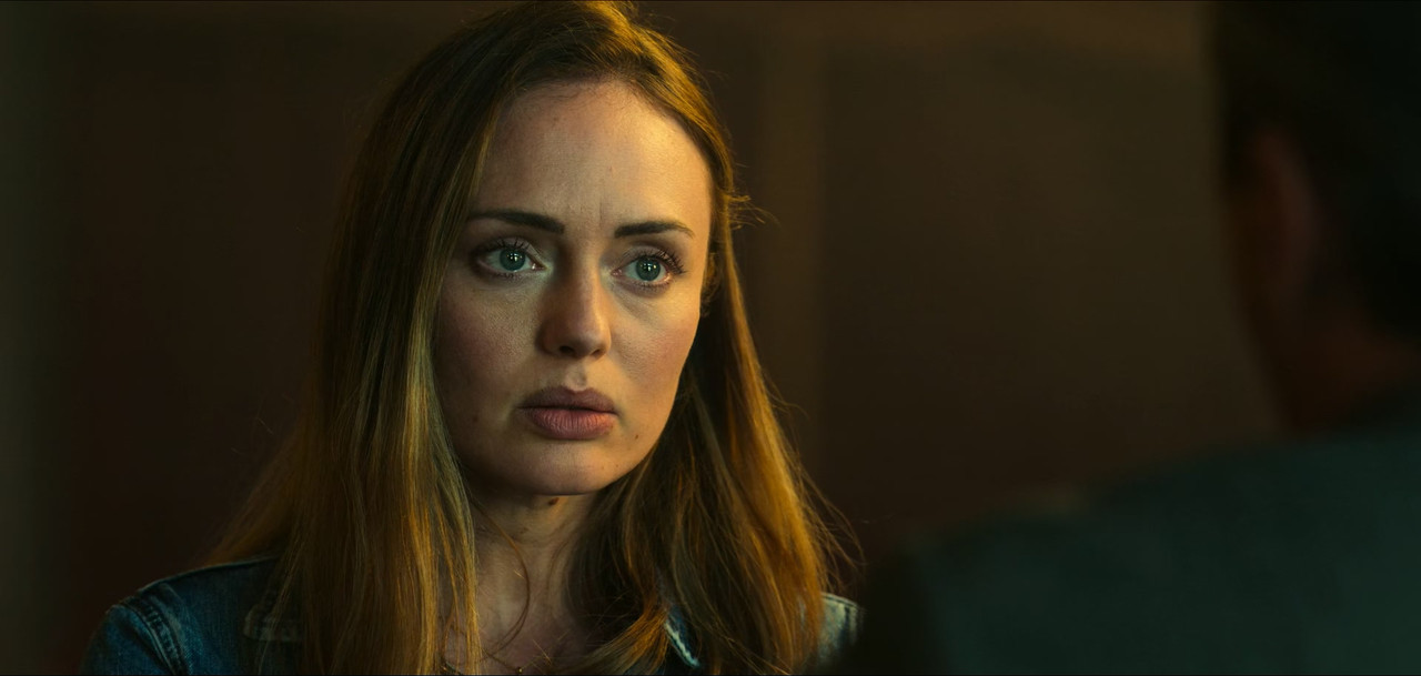 White Lines (2020) S01E01 Episode 1 (1080p NF Webrip x265 10bit EAC3 5.1 - HxD) [TAoE].mkv_20200530_