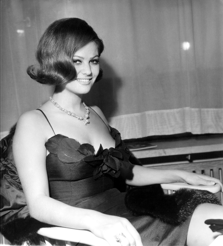 claudia_cardinale_mb72