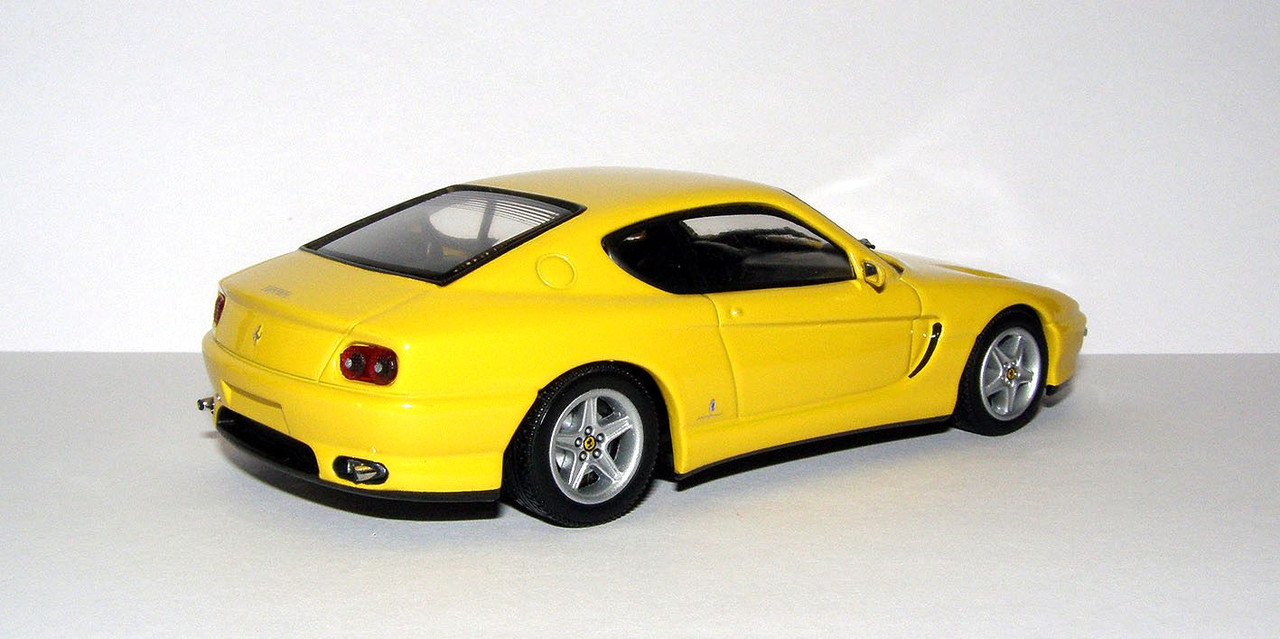 1992 Ferrari 456 GT (Minichamps #072402) 2