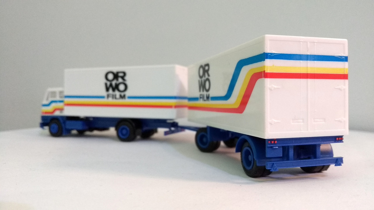 Mach (2679)