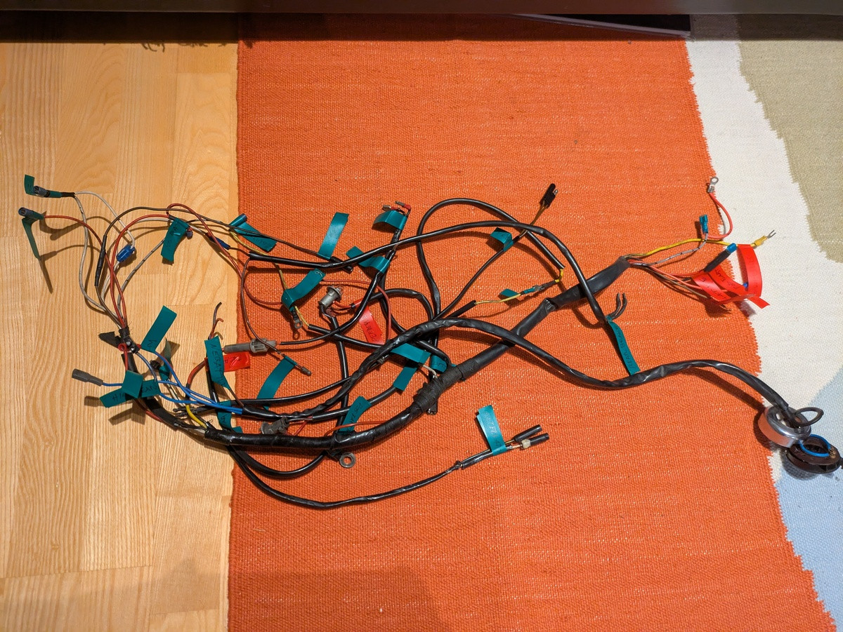 Fettling a Norton Commando 750