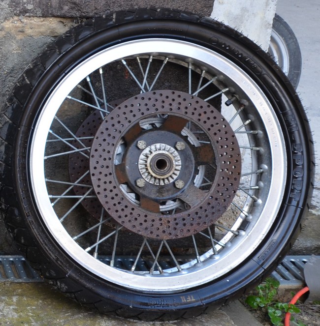 Ducati900SS_Rayons_Roues_Avant