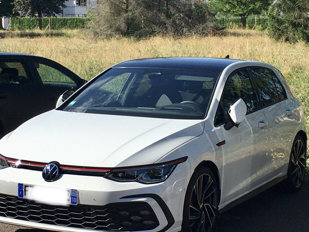 2428B9C3-D00C-4EC1-A2B2-FBA2156B0B43