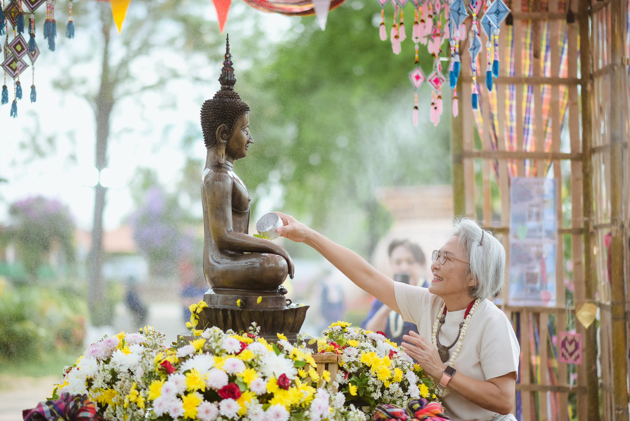 5-srngn-axngkh-phraph-ththr-p-x-drthan