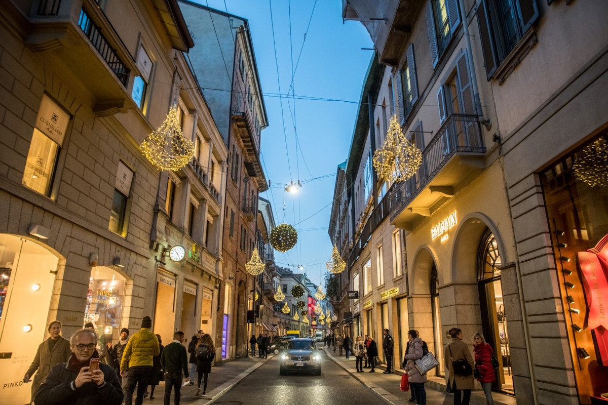 Montenapoleone District: al via la Christmas Shopping Experience 2021 Montenapoleone District: al via la Christmas Shopping Experience 2021