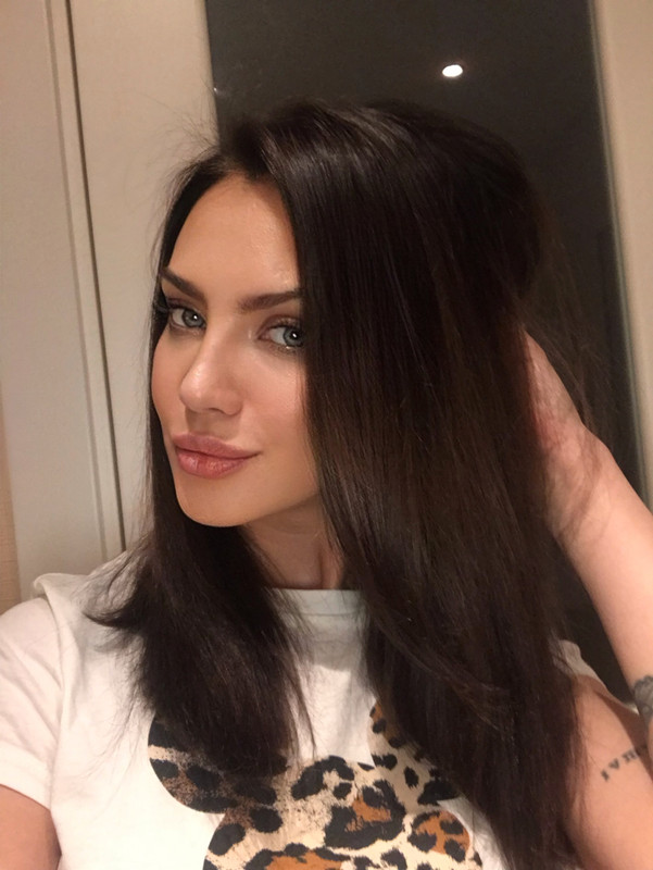 E4C081D5-6337-4E68-83AA-100049E1E3EF