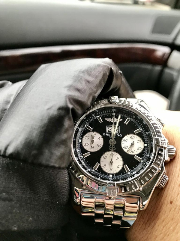 6D412954-01A8-4E4A-A321-676B2F7395FC