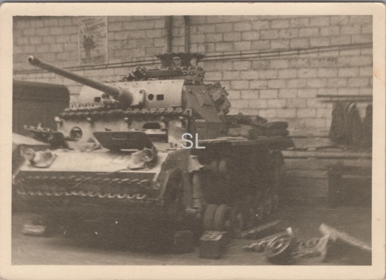Foto Schwere Panzer Abteilung Panzerkampfwagen 3 FRA 1943 44 (MBF 99)