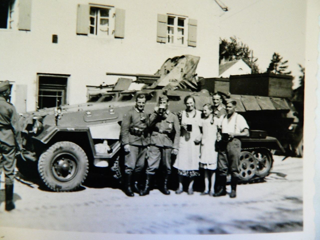 Sd.KFZ 251-10-der mittlre Schützenpanzer mit 3,7