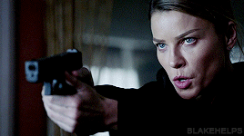 https://i.postimg.cc/BnNBTYSj/lauren-german1.gif